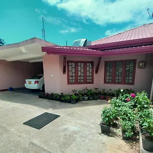 Gasthof Thuvaraga, Nuwara Eliya